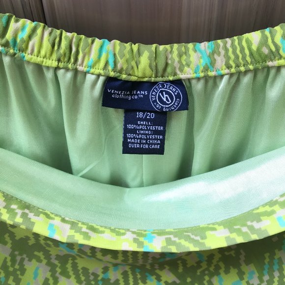 Pop-Art Print Skirt | Venezia Jeans - Picture 5 of 6